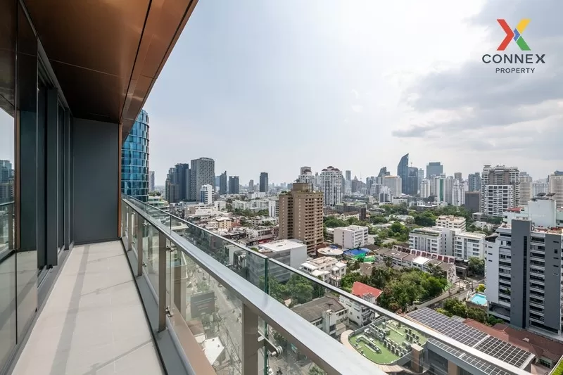 FOR RENT condo , Khun By Yoo , Duplex , high floor , BTS-Thong Lo